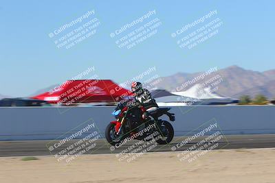 media/Nov-06-2023-Moto Forza (Mon) [[ce023d0744]]/4-Beginner Group/Session 4 (Finish Line Checker)/